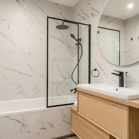 Rentplanet - Przedmiescie Olawskie Apartamento *