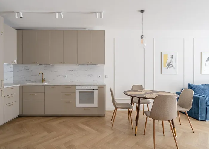 Rentplanet - Przedmiescie Olawskie 아파트