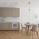 Rentplanet - Przedmiescie Olawskie Apartment *