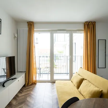 Rentplanet - Przedmiescie Olawskie *